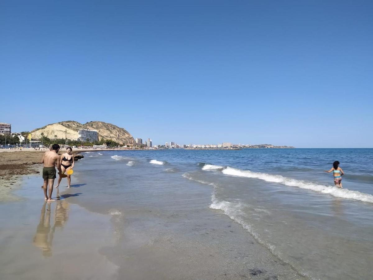Monte Santa Barbara Justo En Frente De Usted En Un Dormitorio Privado Y Acogedor Leilighet San Vicente Raspeig Eksteriør bilde